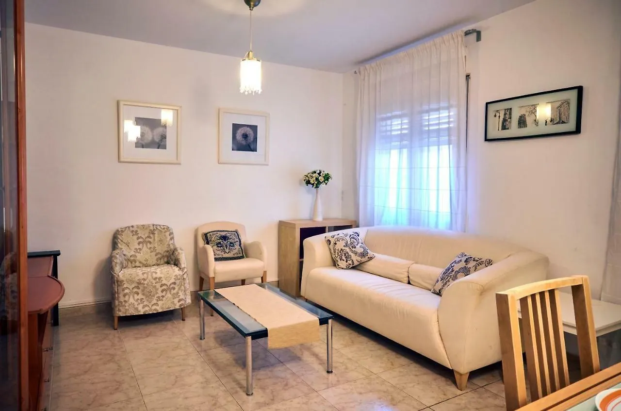Torrassa Fira Apartment Barcelona